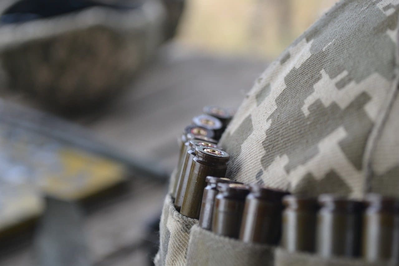 vojna orožje pixabay