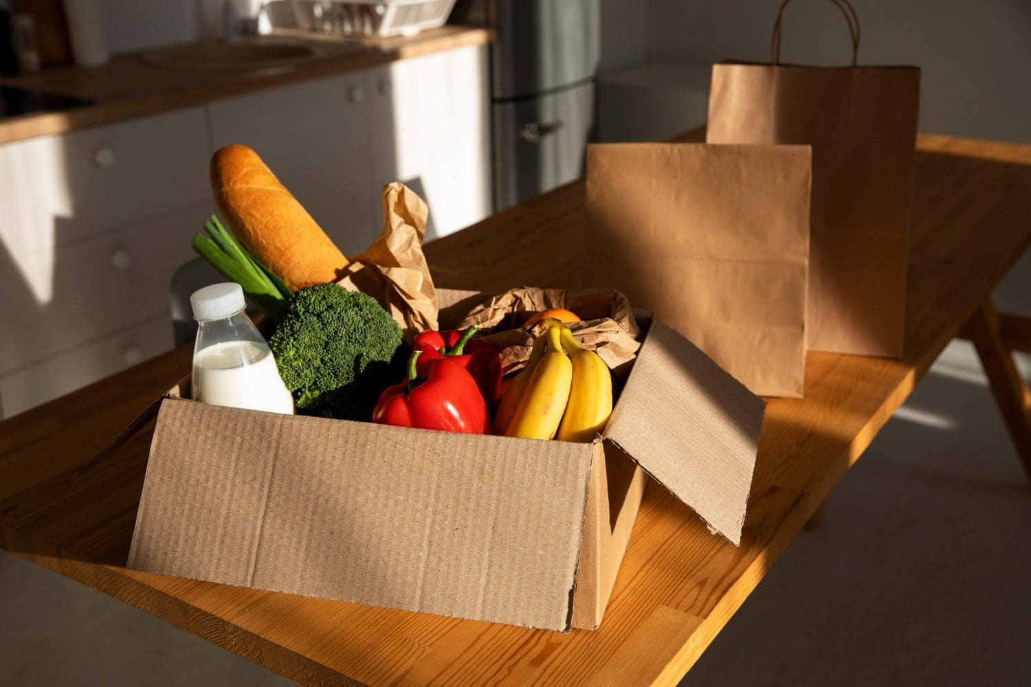 https://www.freepik.com/free-photo/groceries-delivered-cardboard-box_38667890.htm
