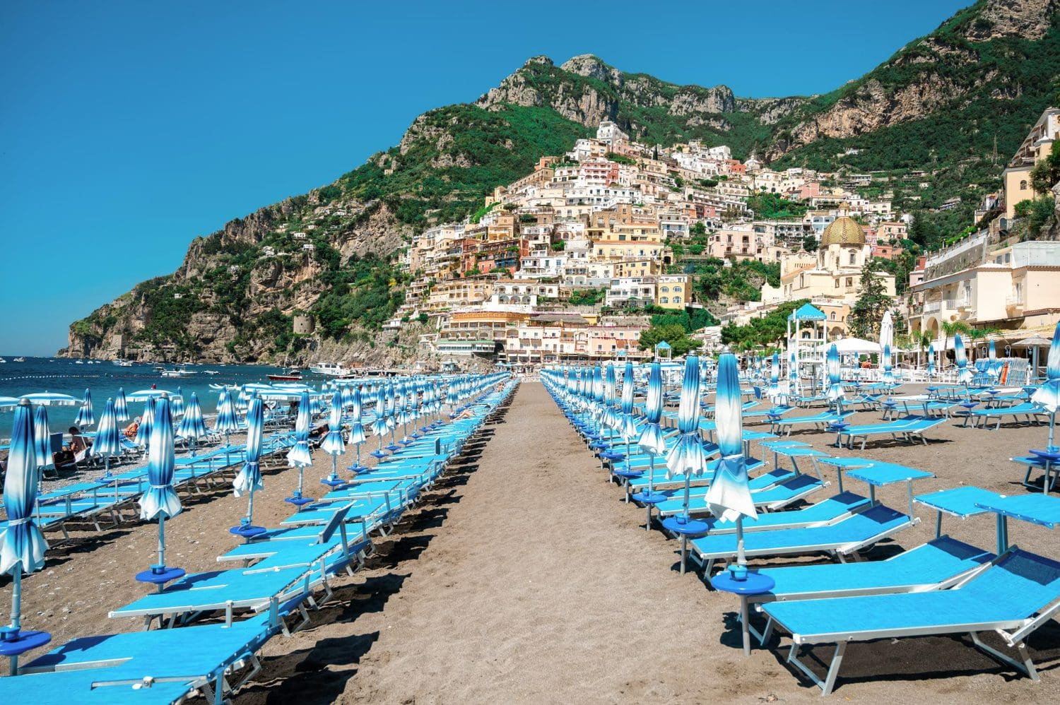 https://www.freepik.com/free-photo/view-tyrrhenian-sea-coast-positano-italy_29221008.htm#fromView=search&page=1&position=1&uuid=49e4117c-c3ca-4476-b705-fc8b56fb9ec0