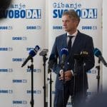Golobova vlada odpravila Janšev dvig olajšave na 7.500 evrov, Svoboda zdaj iz opozicije predlaga 6.500 evrov