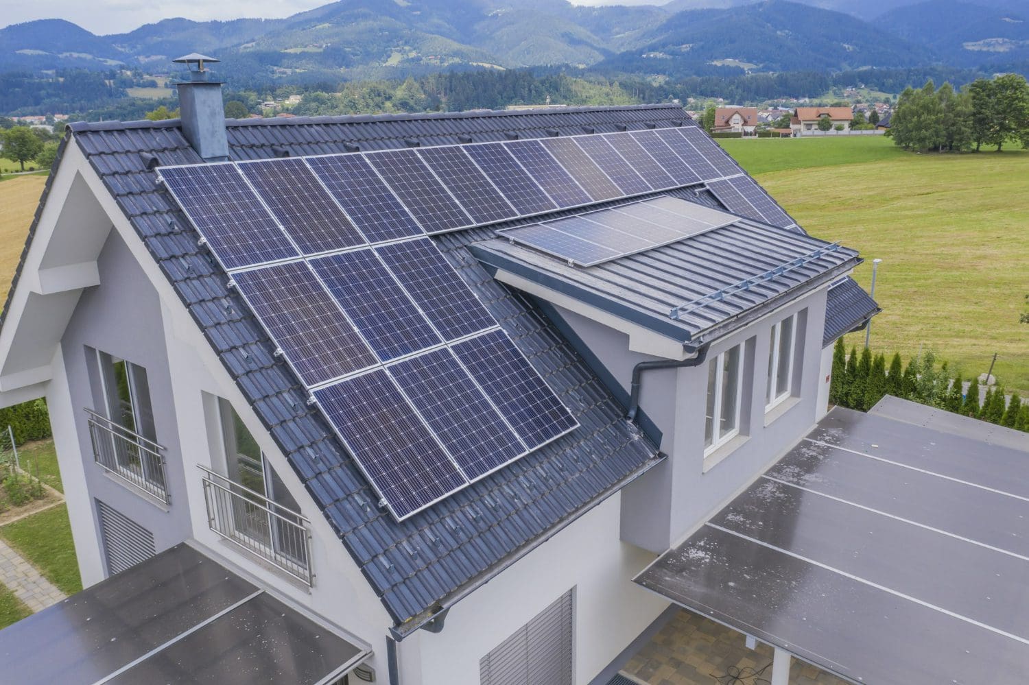 https://www.freepik.com/free-photo/aerial-view-private-house-with-solar-panels-roof_10292215.htm#fromView=search&page=1&position=9&uuid=e8a47db0-49bc-4846-a812-c314110fd958