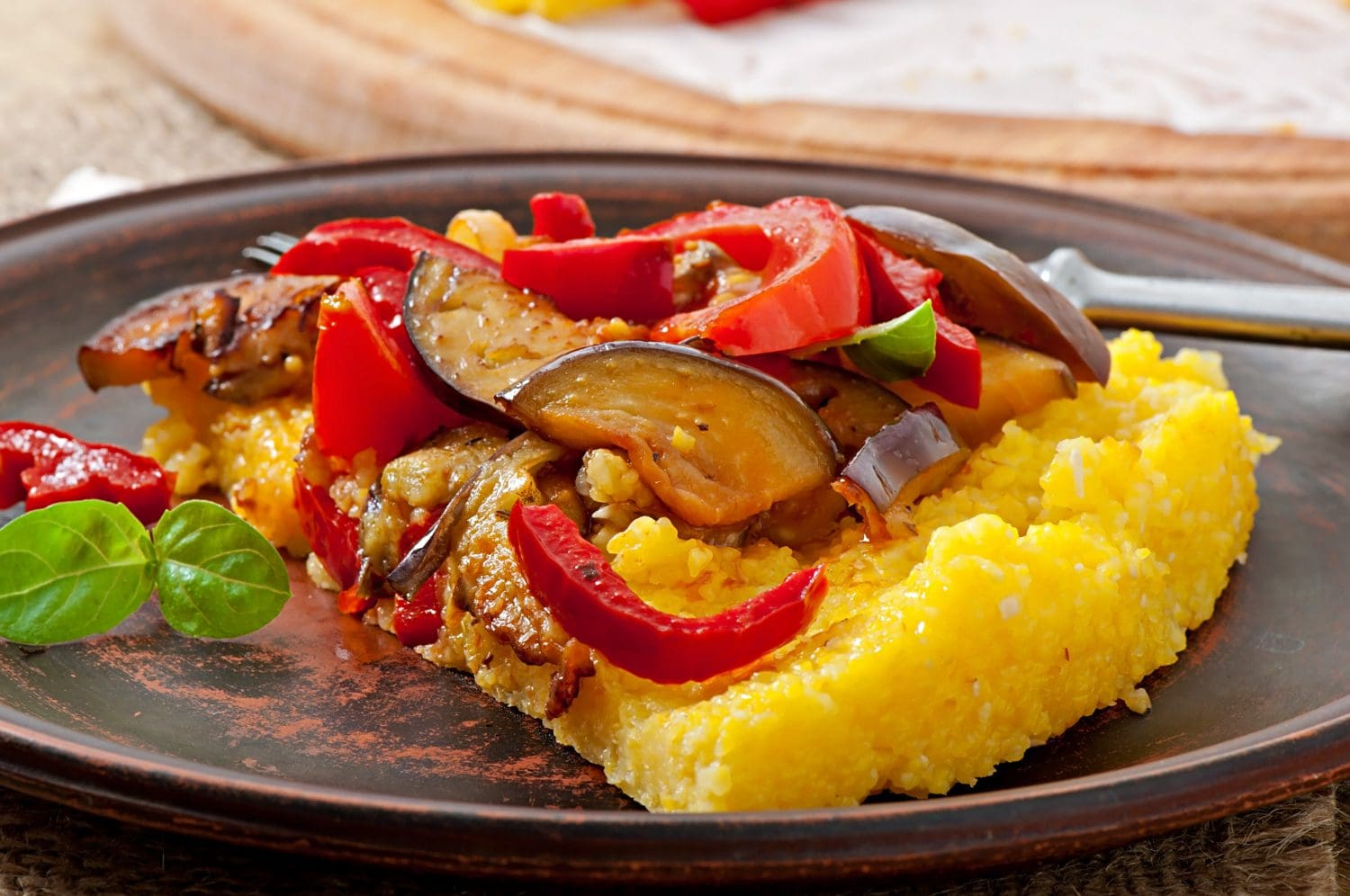 https://www.freepik.com/free-photo/polenta-with-vegetables-corn-grits-pizza-with-tomato-eggplant_6676322.htm#fromView=image_search_similar&page=1&position=1&uuid=de999f3e-ad88-4bd6-9e0c-09e50ee30172