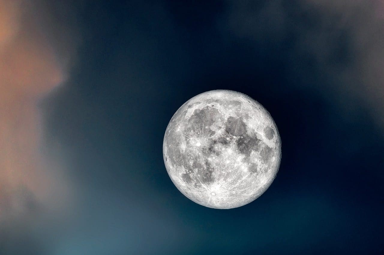 Luna Pixabay Kanenori