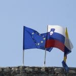 Evropska komisija razkrila, kje Slovenija blesti – in na katerem področju resno zaostaja