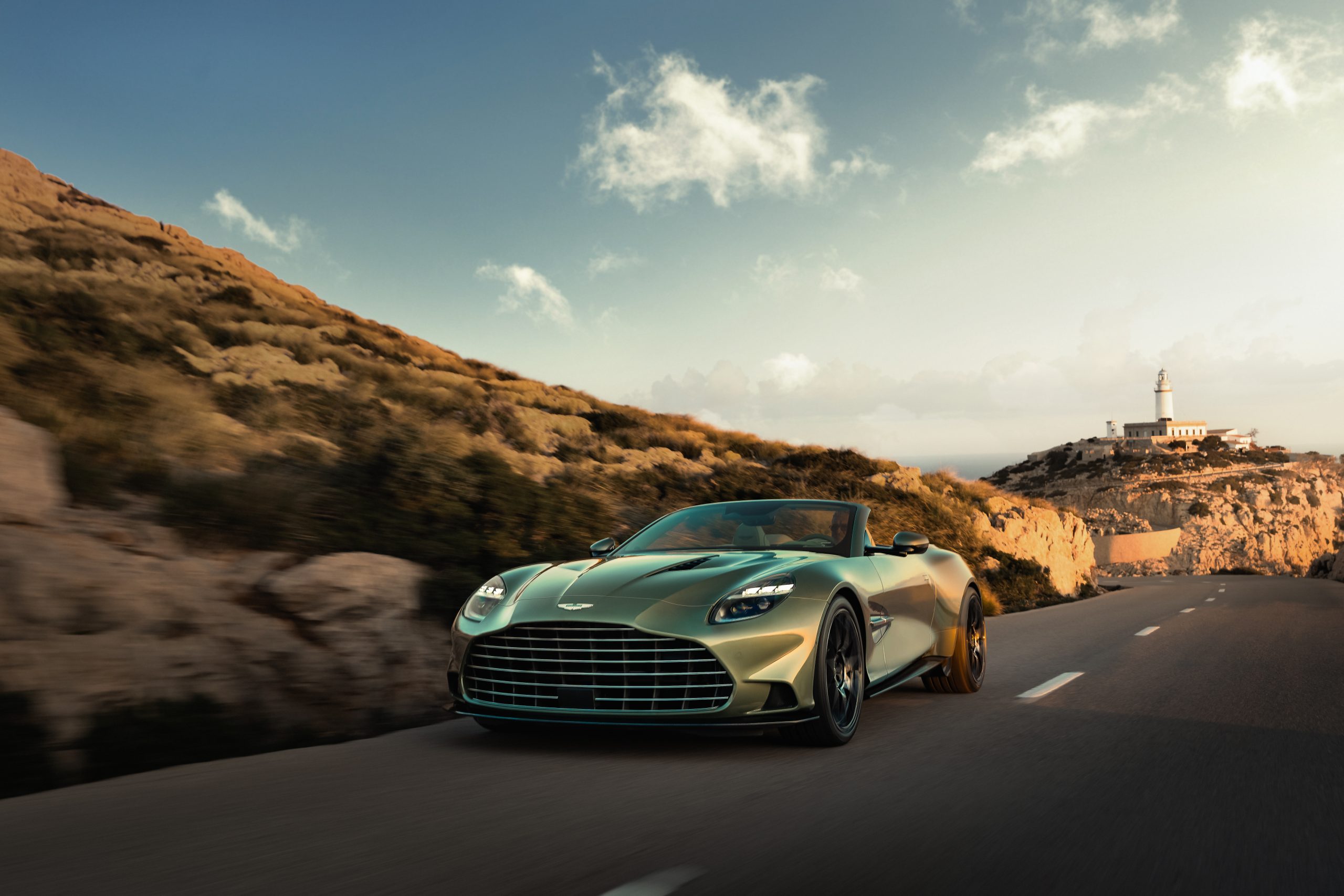 https://media.astonmartin.com/aston-martin-vanquish-volante-the-worlds-fastest-most-powerful-front-engine-convertible