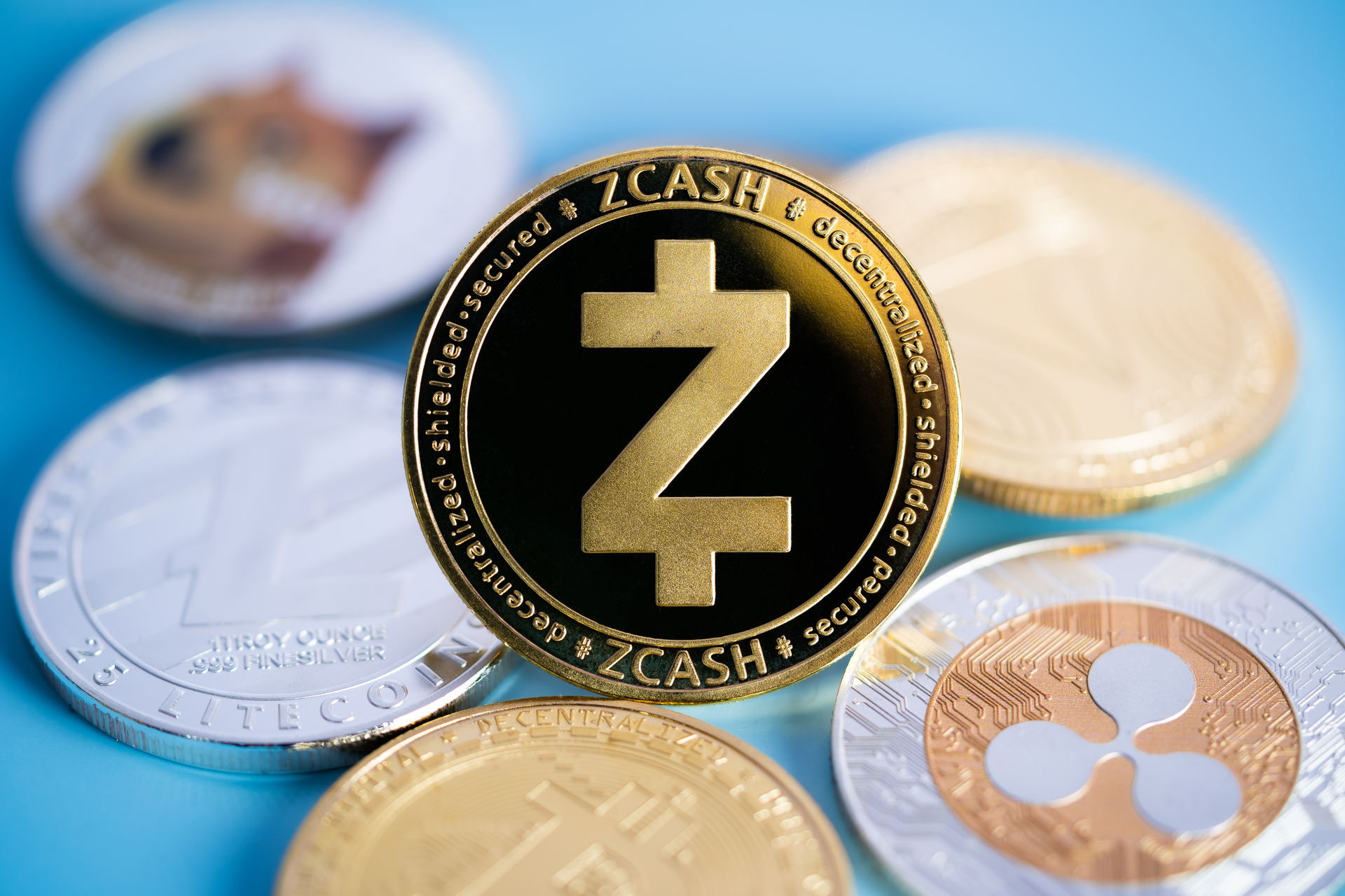 Zcash TRON, Ripple coin XRP, Dogecoin DOGE, Litecoin LTC bitcoi https://www.vecteezy.com/photo/7295899-zcash-tron-ripple-coin-xrp-dogecoin-doge-litecoin-ltc-bitcoin-btc-binance-coin-group-included-with-cryptocurrency-coin-symbol-virtual-blockchain-technology-e-banking-is-money-close-up-and-macro