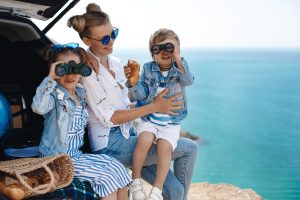 https://www.freepik.com/free-photo/happy-beautiful-mother-kids-travel-by-car-near-sea_26090902.htm#fromView=search&page=1&position=0&uuid=d217a5a7-7bb4-4aad-9569-b7c8af41ccff&query=family+trip