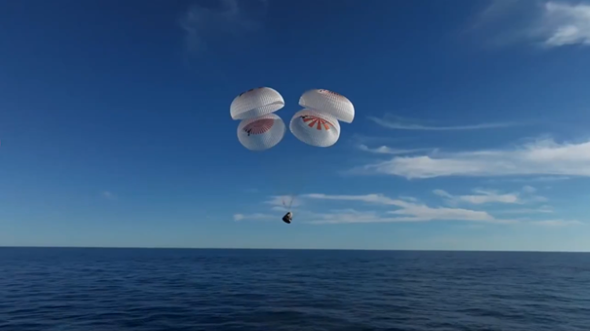 pristanek astronavtov zajem zaslona