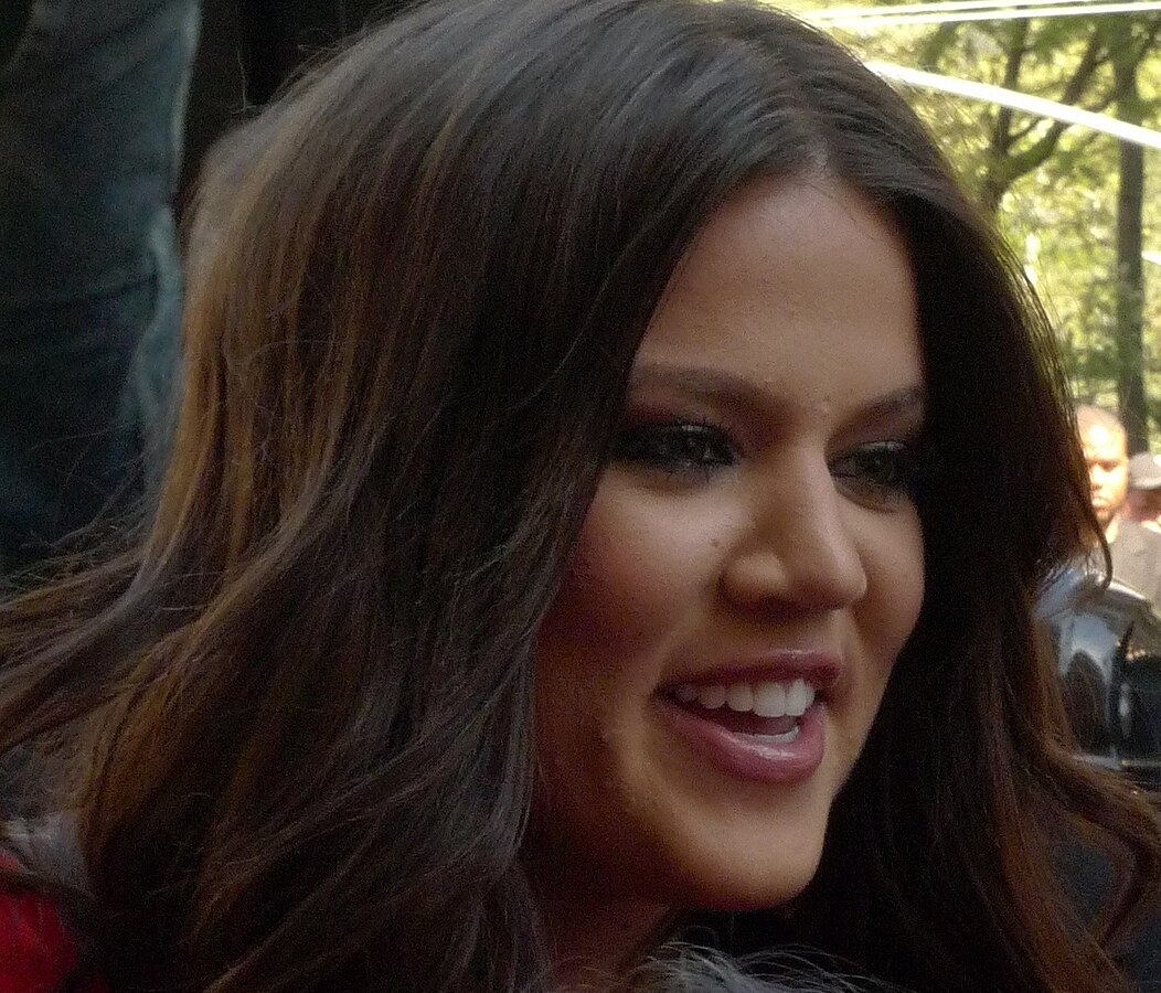 https://commons.wikimedia.org/wiki/File:Khloe_Kardashian_2010.jpg https://www.flickr.com/photos/90326842@N00/4540833935/in/photostream/