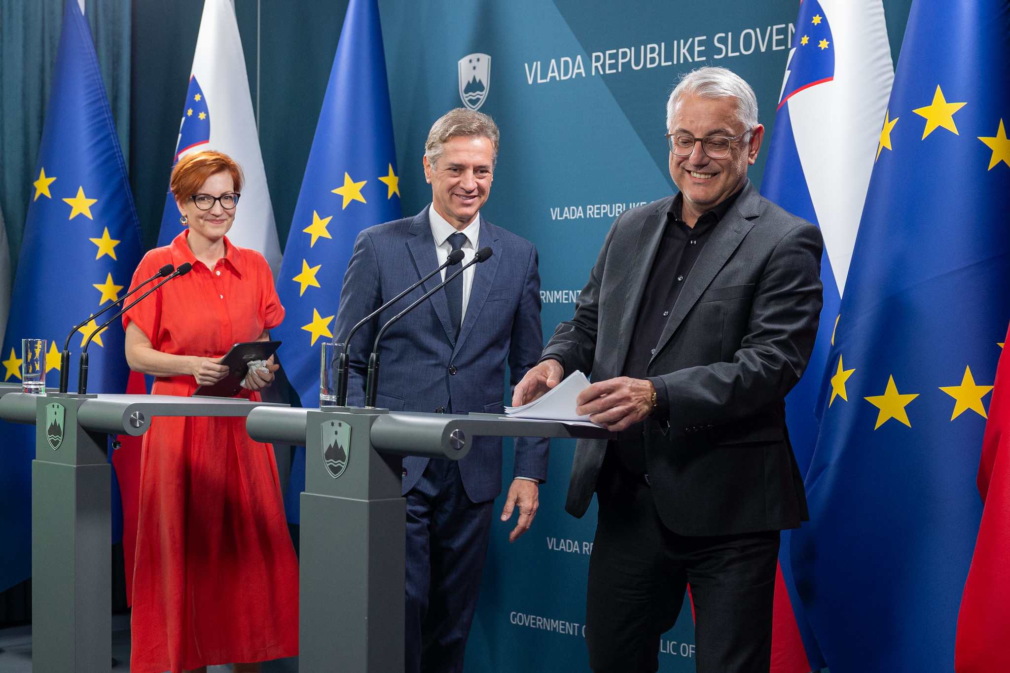 Novinarska konferenca ob tretji obletnici dela vlade [Foto: Bor Slana/STA/Vlada RS Flickr]