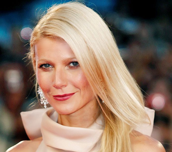 https://commons.wikimedia.org/wiki/File:GwynethPaltrowByAndreaRaffin2011.jpg