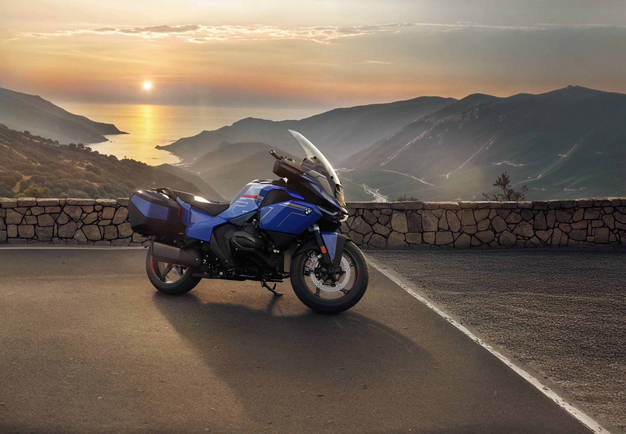 https://www.press.bmwgroup.com/global/article/detail/T0449765EN/bmw-motorrad-presents-the-new-bmw-r-1300-rt