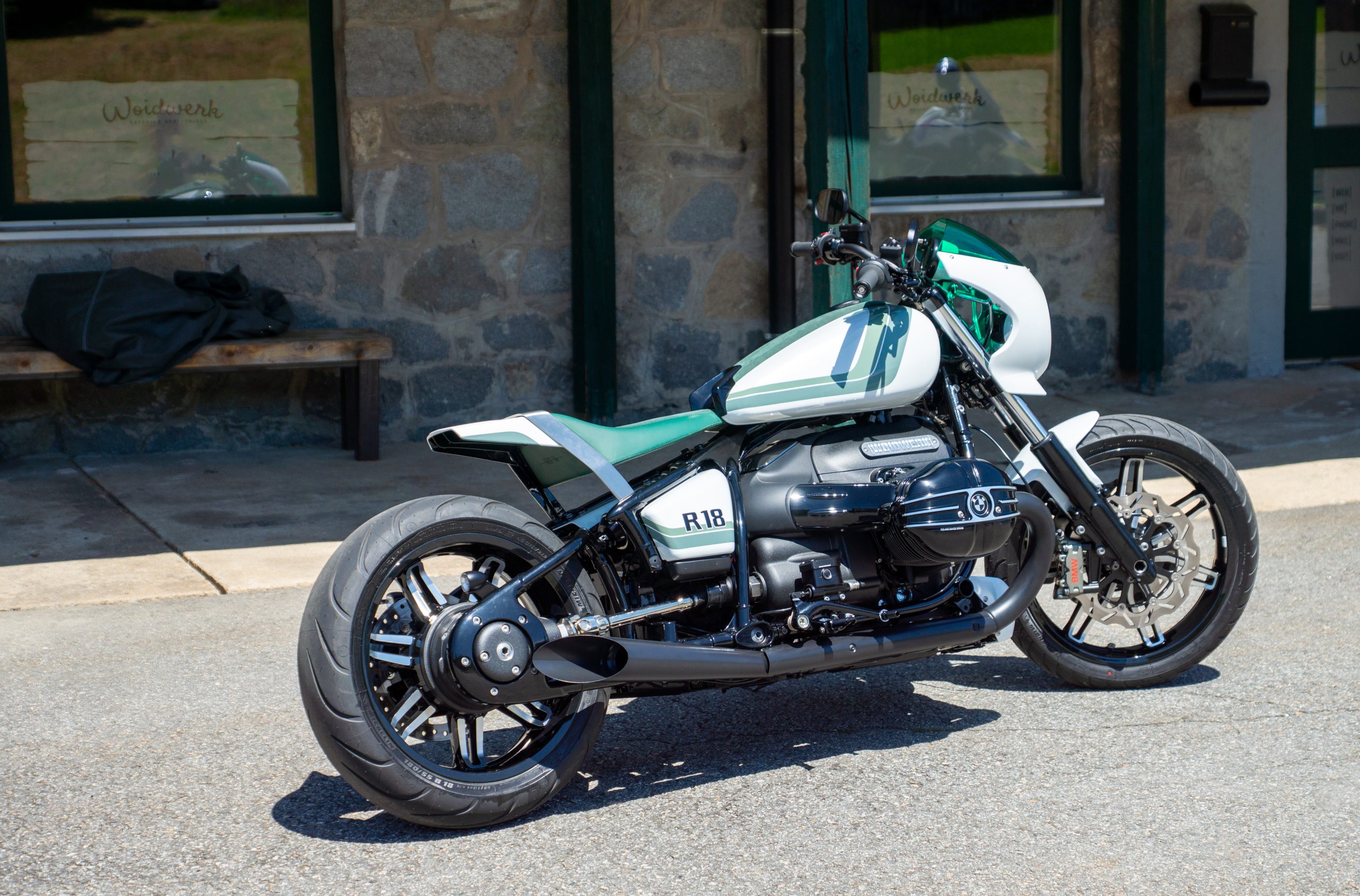 P90611414_highRes_bmw-motorrad-present