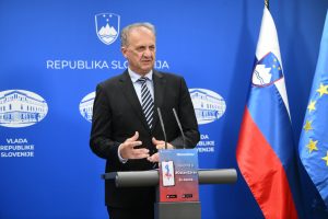 https://www.gov.si/en/news/2020-09-16-proposed-measures-for-reducing-bureaucracy-in-tax-economic-and-environmental-affairs/