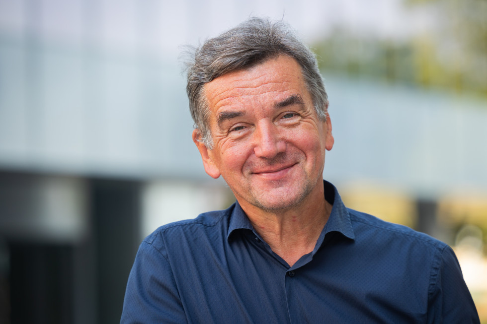 Stojan Pelko Bor Slana STA Gov.si https://www.gov.si/novice/2025-08-18-slovensko-kinoteko-bo-vodil-dr-stojan-pelko/