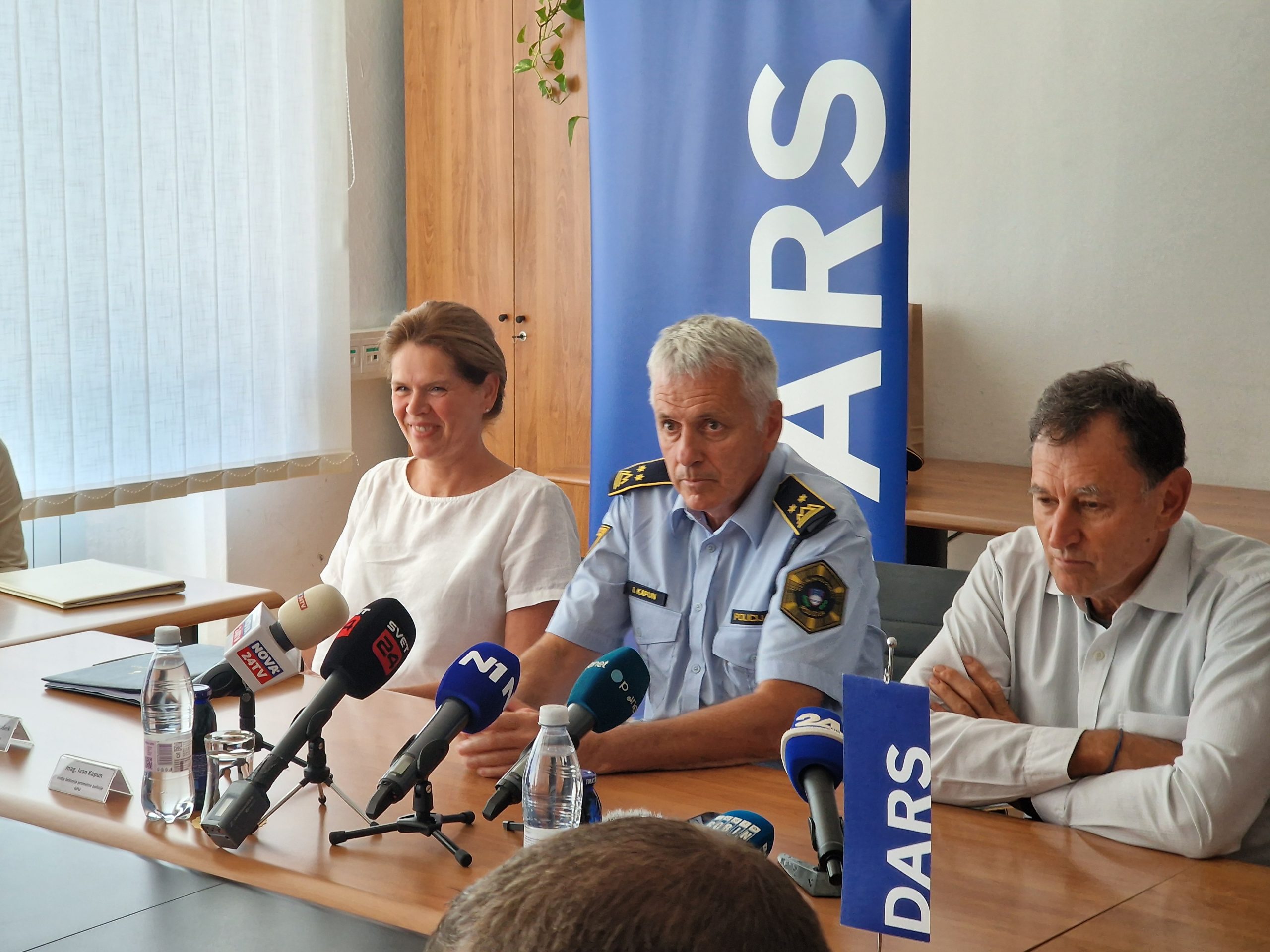 sestanek dars MNZ RS