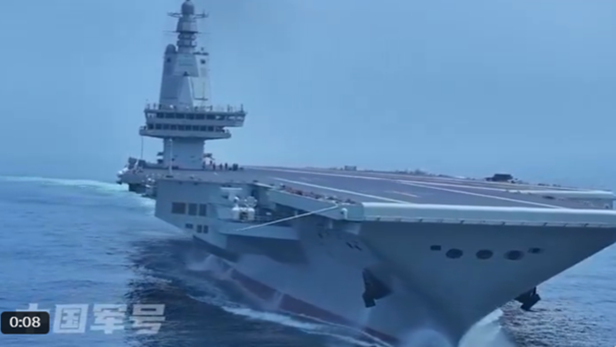 Kitajska letalonosilka Zajem zaslona X