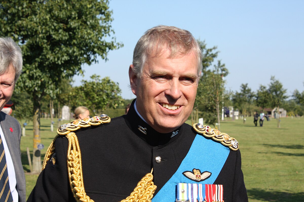 Prince_Andrew_at_the_National_Memorial_Arboretum