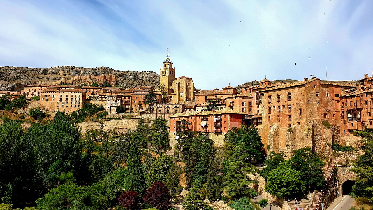 Albarracin, Španija [Foto: Pixabay/WildFox]