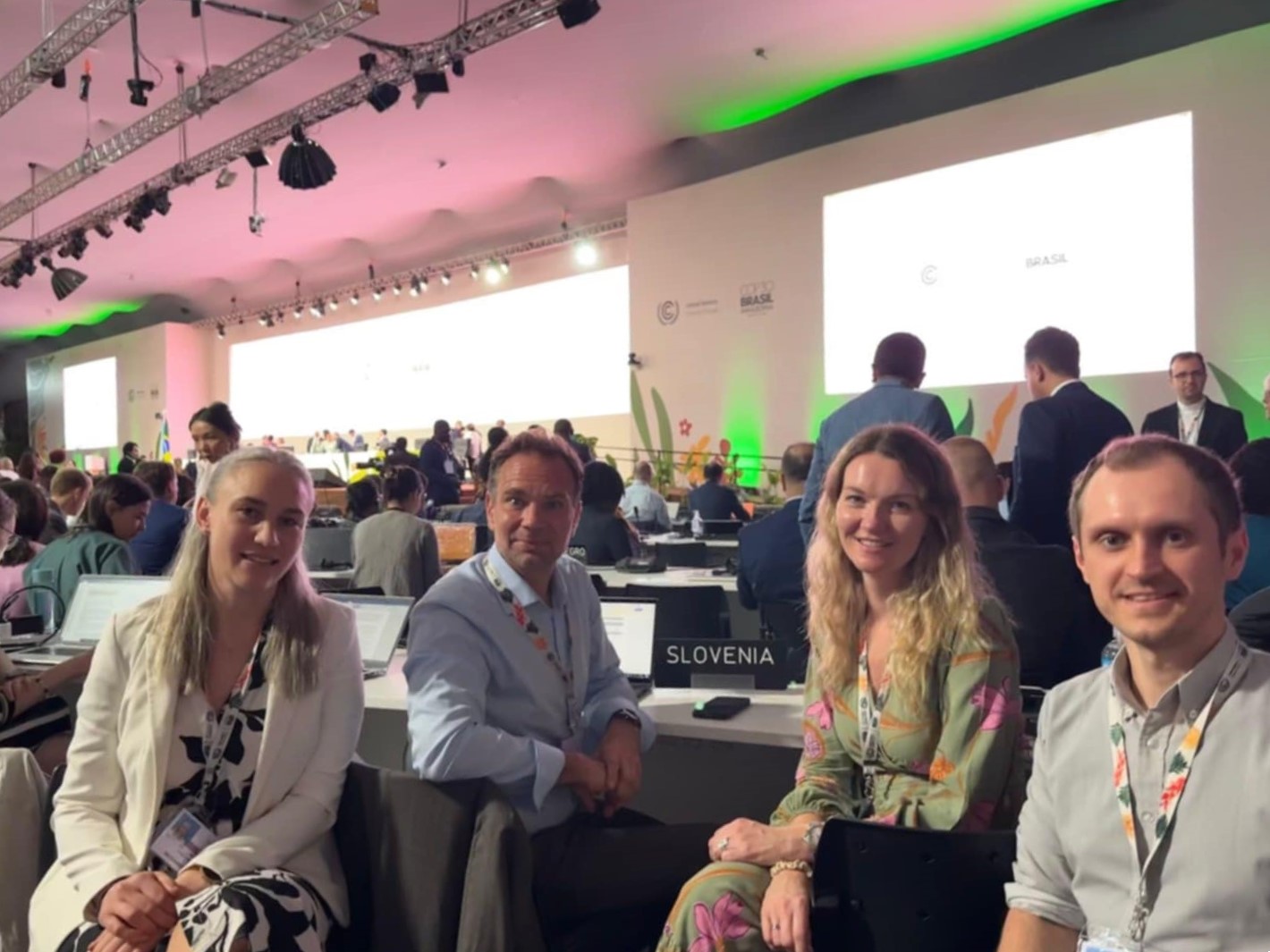 Ana Klemen, Uroš Vajgl, Tina Kobilšek in Luka Vombek mopemzez