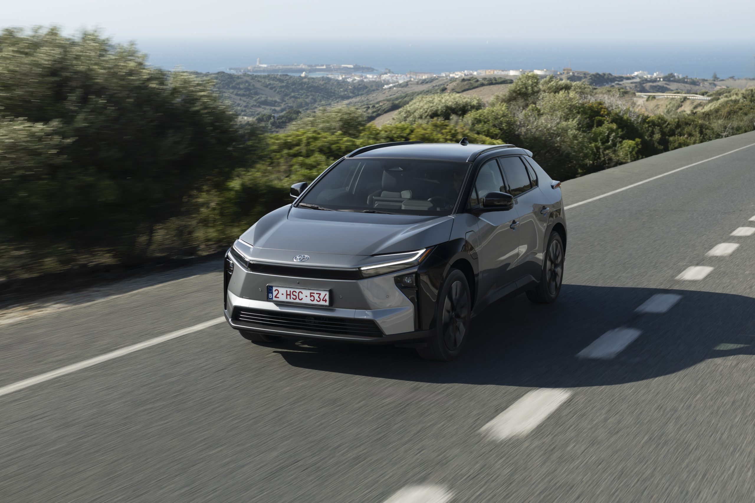 2026_bz4xawd_preciousmetal_dynamic_024