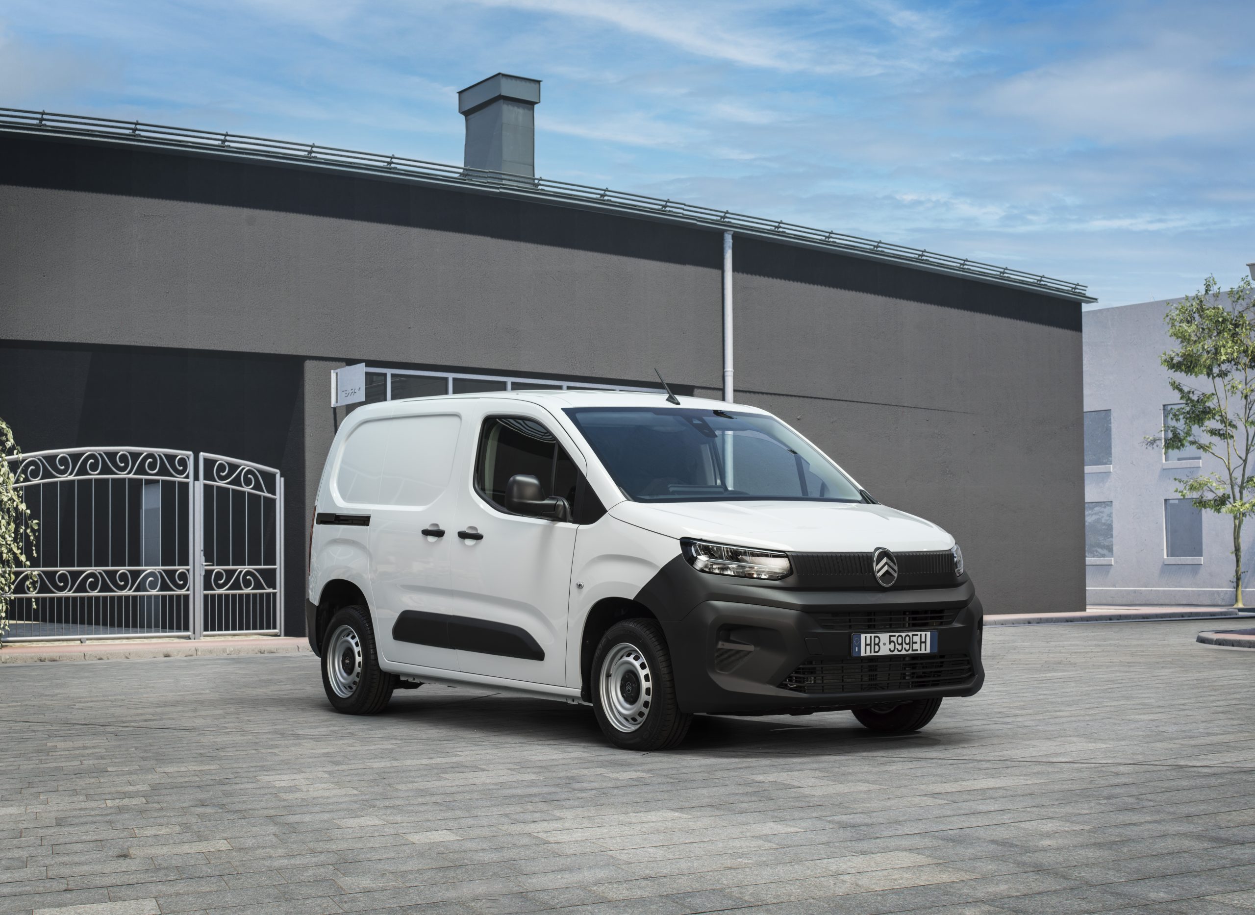 CitroenBerlingoFIRST_EXT1