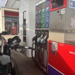 Vlada začasno ukinja dve dajatvi: Bencin bo cenejši za skoraj 10, dizel za dobrih 11 centov