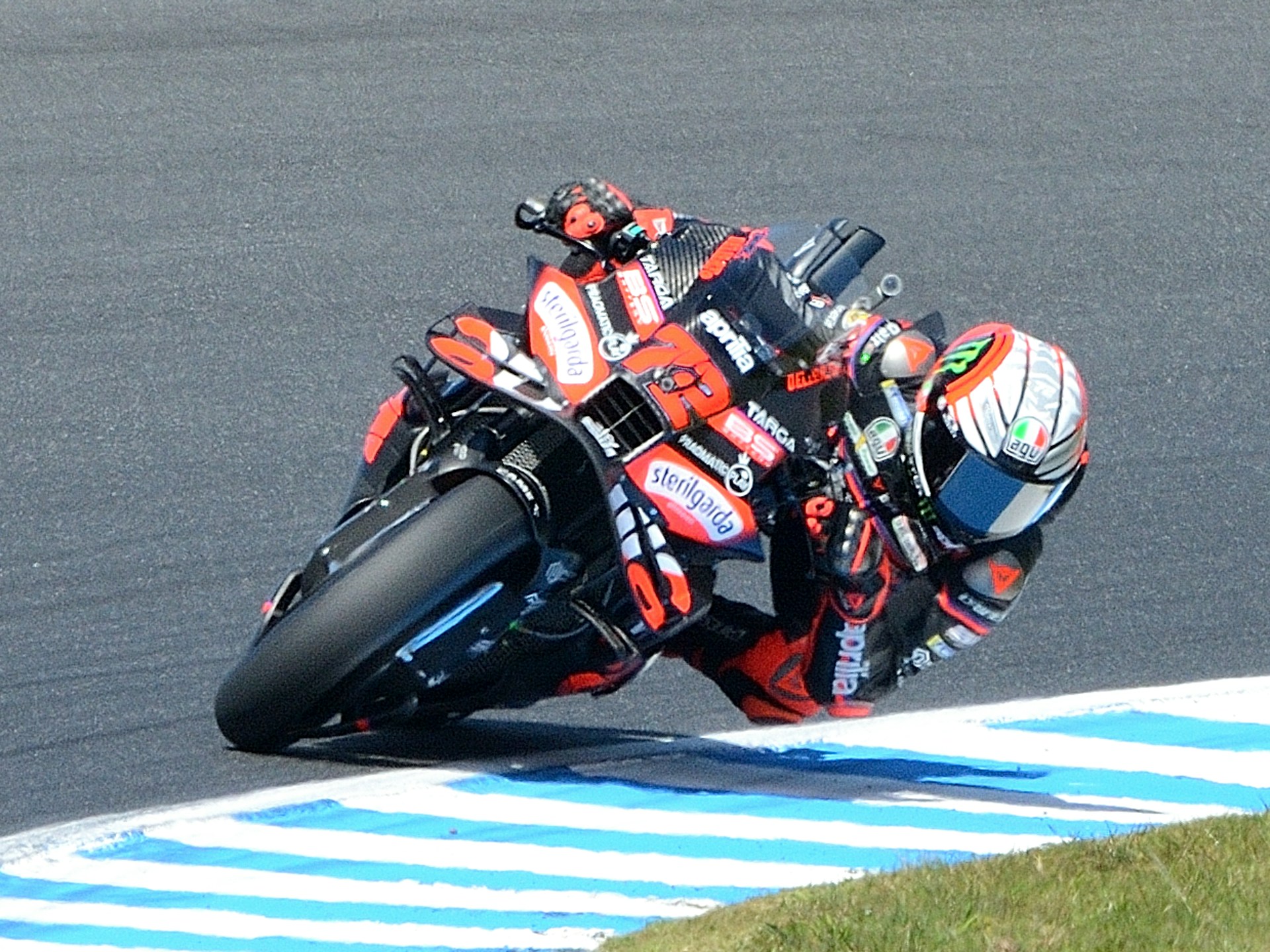 motogp ken-so-f6DKh3pXvFc-unsplash