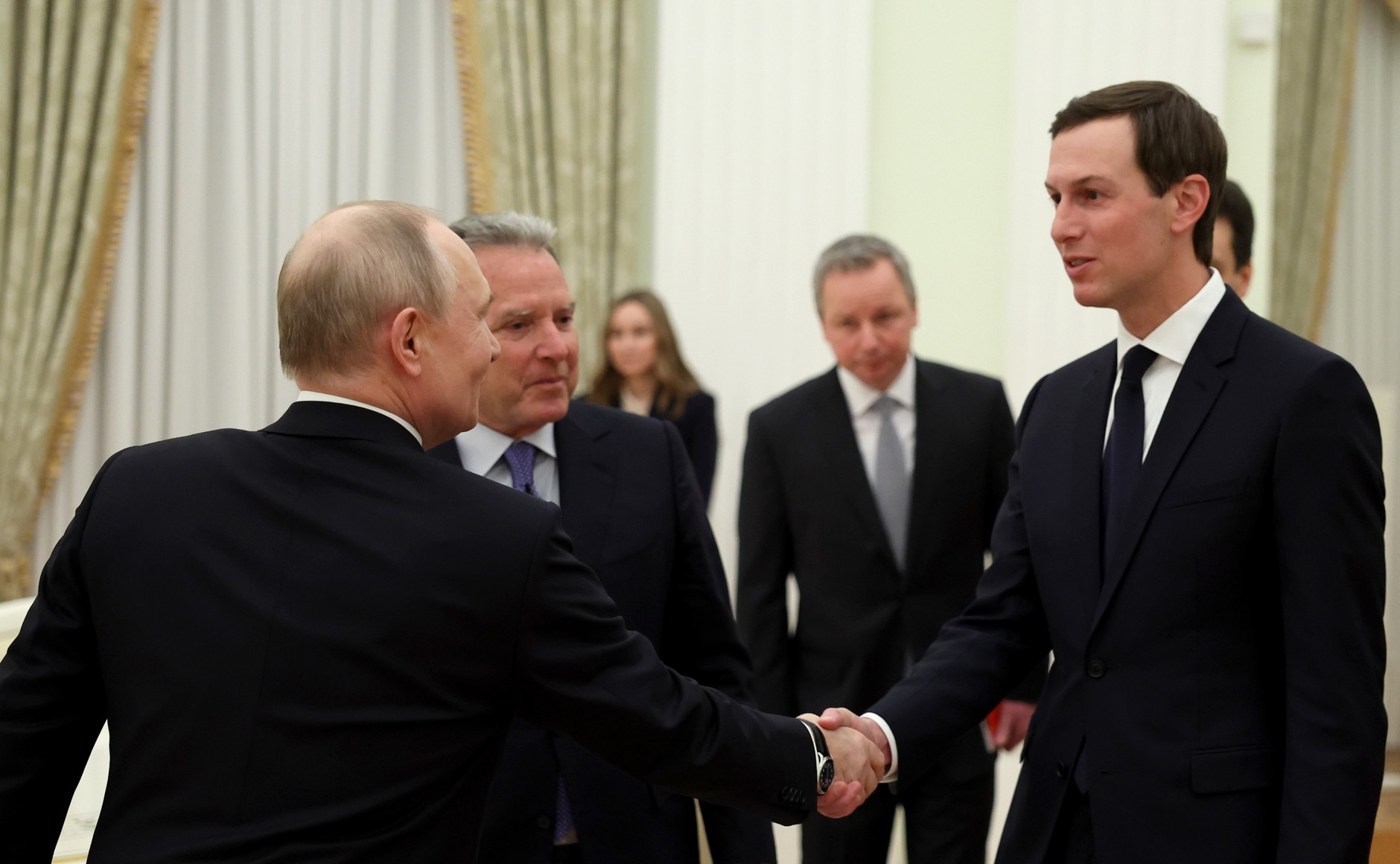 Vladimir_Putin_shakes_hands_with_Jared_Kushner,_January_22,_2026