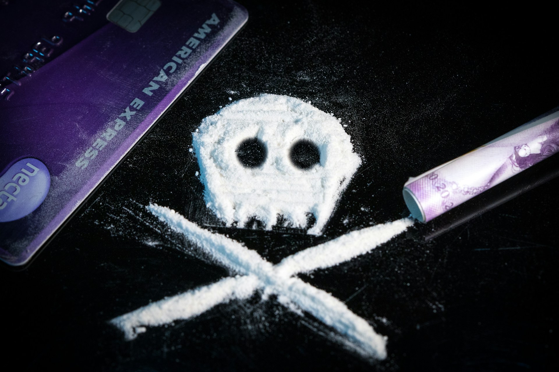 droga colin-davis-c3m56pq0J1M-unsplash