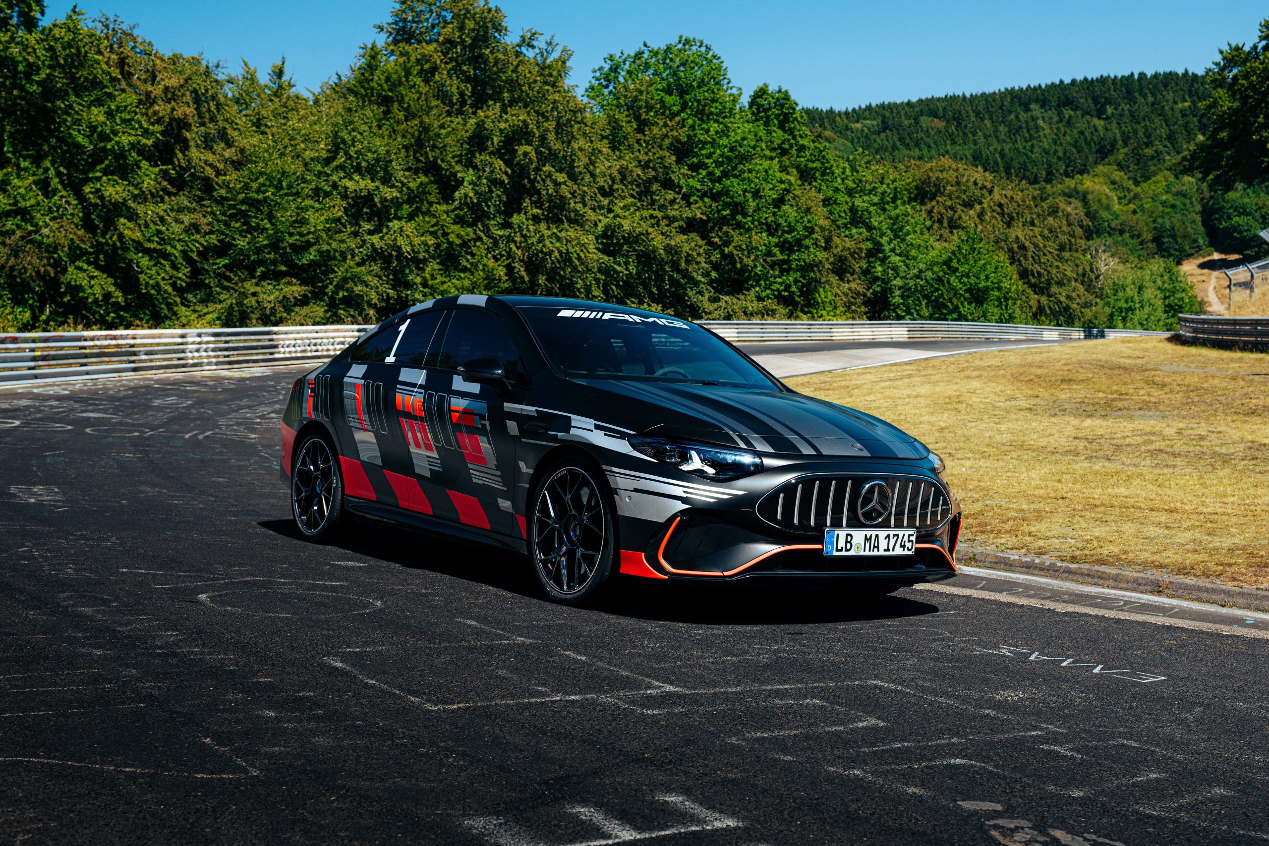 Klassenbester auf der Nürburgring-Nordschleife: Mercedes-AMG CLA 45 setzt neuen RekordBest in Class on the Nürburgring-Nordschleife: Mercedes-AMG CLA 45 sets new record