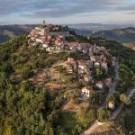 Le nekaj ur iz Slovenije: Motovun med najlepšimi skritimi biseri Evrope