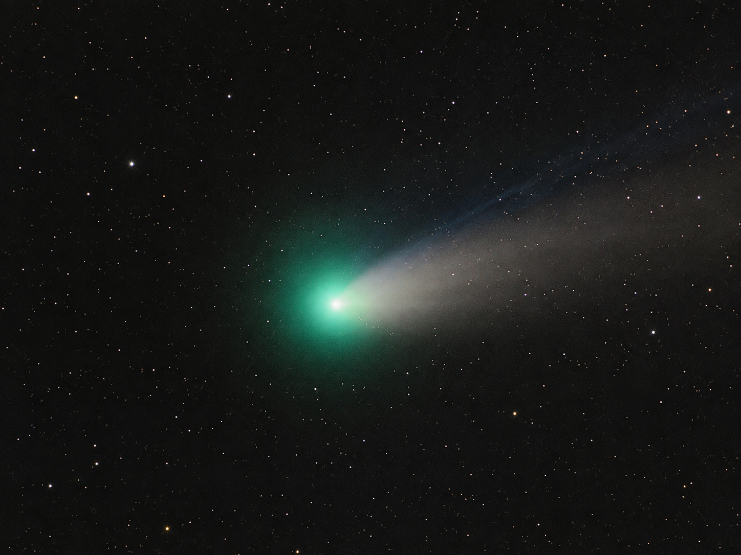 komet ChatGPT Image 25. avg. 2026, 06_54_54