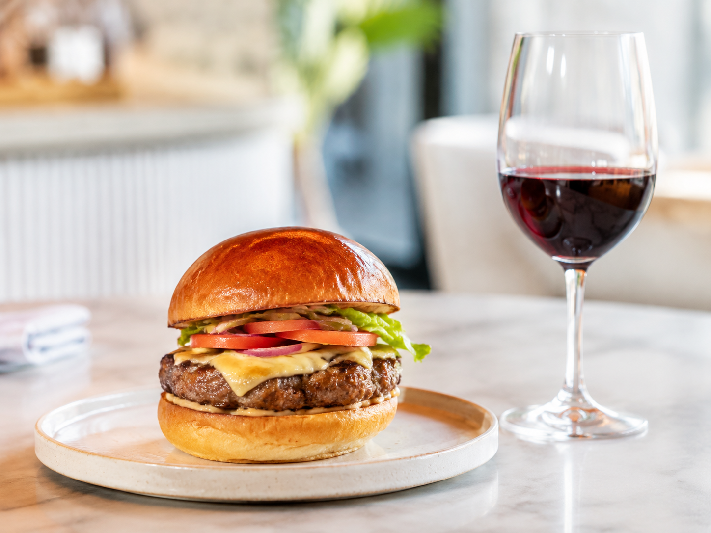 burger ChatGPT Image 29. avg. 2026, 07_46_32