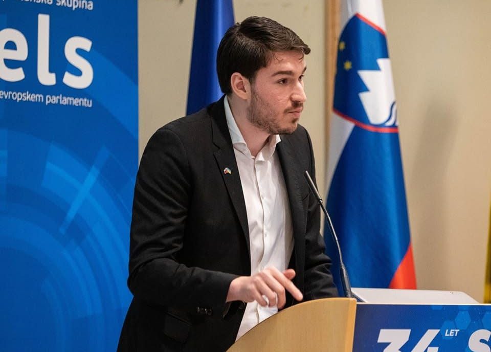simonič fb