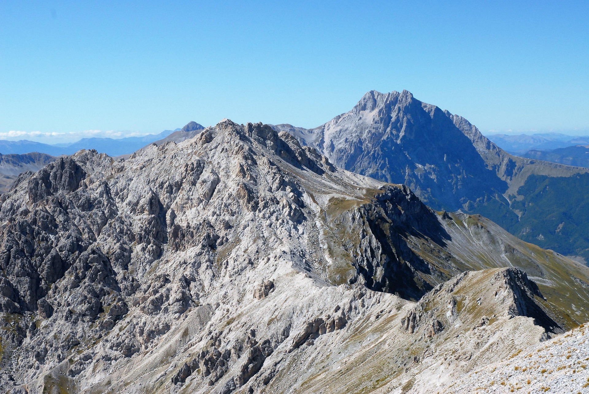 18986-mountains-2753478_1920
