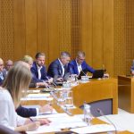Odbor podprl vladni sklad za zdravljenje otrok z redkimi boleznimi