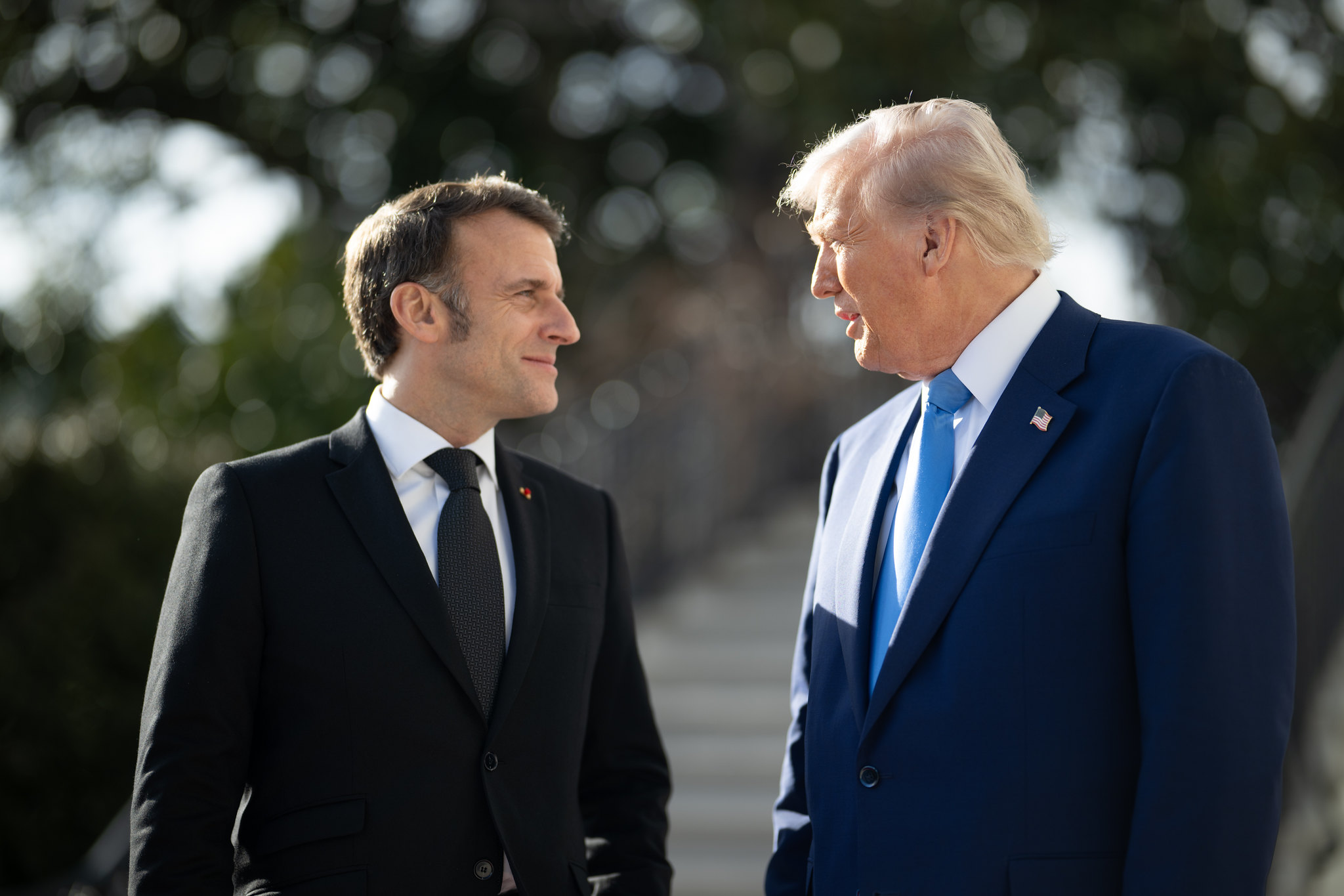 trump maCRON 54351170385_cc5960c03f_k